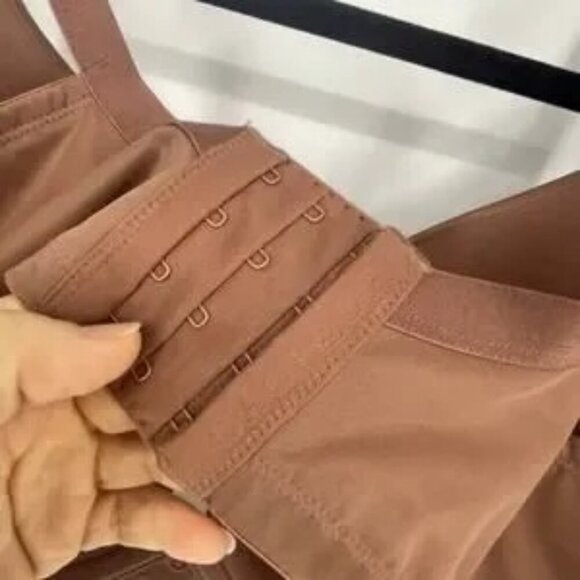 Cacique Bra 42DD NWT Smooth Boost Plunge Bra - Picture 3 of 6